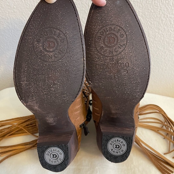 DD Ranch Brown Studded, Buckle, Conchs studs & fringe Ankle Boot 9B NWOT - Picture 5 of 7
